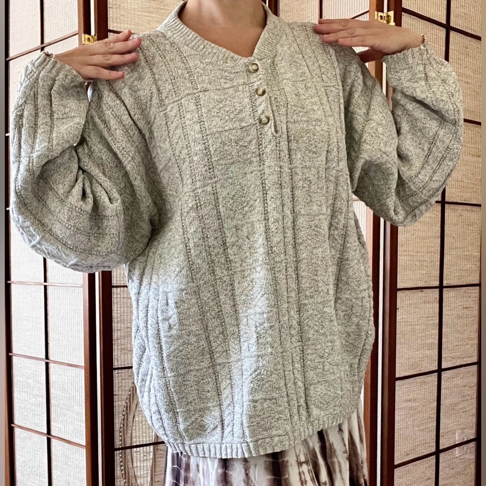 90s vintage Northwest Outfitters 100 percent cotton gray cream sweater